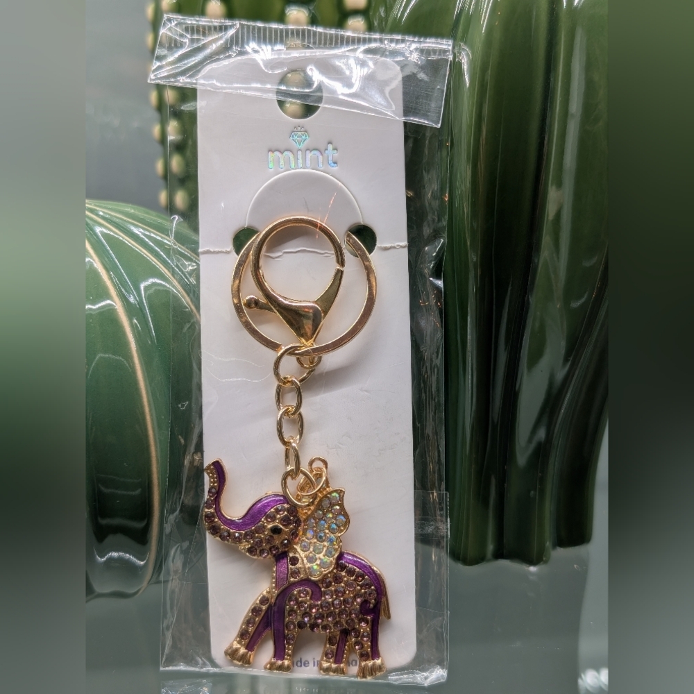 Mint Elephant Keychain/Bagcharm Gold W/Purple Rhinestones